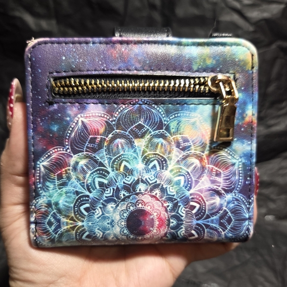 Colorful Galaxy Print Women's Wallet - Picture 2 of 5